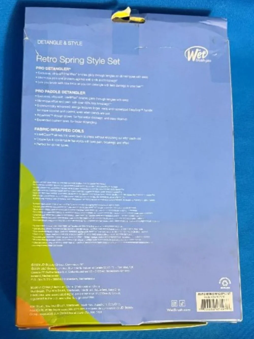 WET BRUSH PRO LIMITED EDITION RETRO SPRING DETANGLE & STYLE 4 PIECE KIT / SET